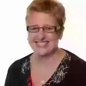 Mrs L Kemp (Staff)